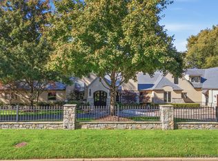 4420 S Columbia Ave, Tulsa, OK 74105