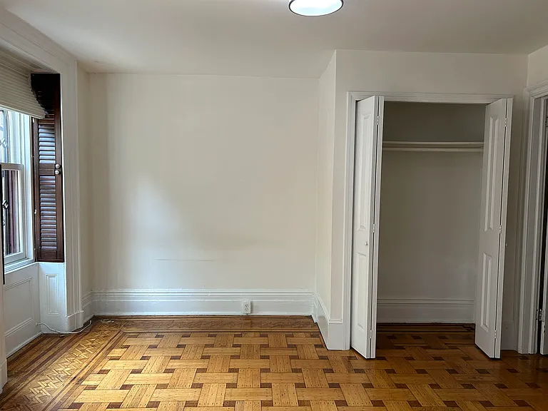 268 Montgomery St #1 — Photo 6