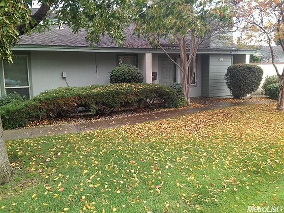 2nd image of 110 Touchstone Pl