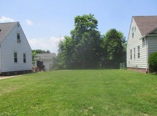 3714 Pennington Rd, Shaker Heights, OH 44120