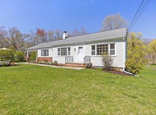 2126 Brookside Ave, Yorktown Heights, NY 10598