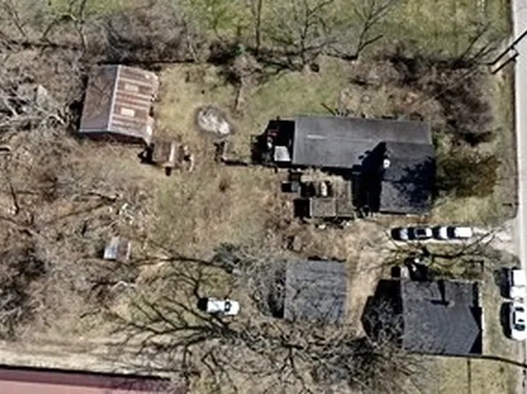 4100 White St, Solon Mills, IL 60071