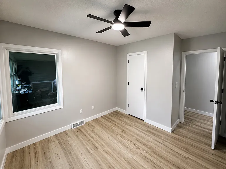 5300 W Hughes St — Photo 10
