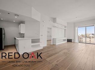 8811 3/4 Burton Way #509, Los Angeles, CA 90048