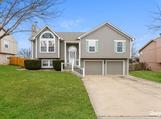 317 S Pelham Path, Raymore, MO 64083