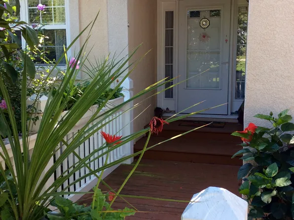 42 Lakeshire Dr, Camdenton, MO 65020