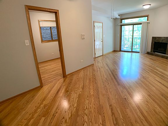 2nd image of 1527 W Thomas St #2B