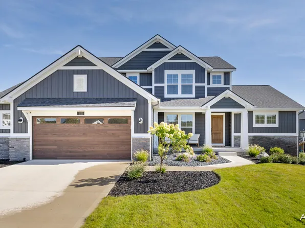 1111 Carriage Pass Ct SE, Byron Center, MI 49315