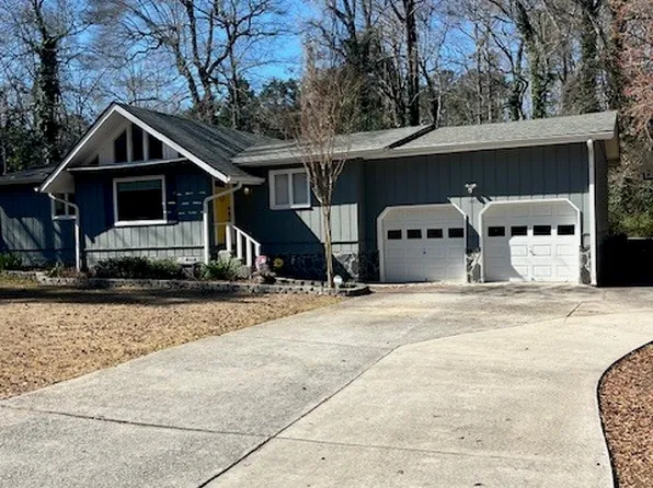 1405 Rainbow Cir, Griffin, GA 30224