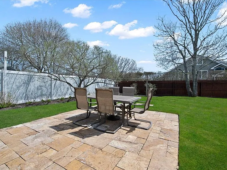 25A Gardners Ln — Photo 26