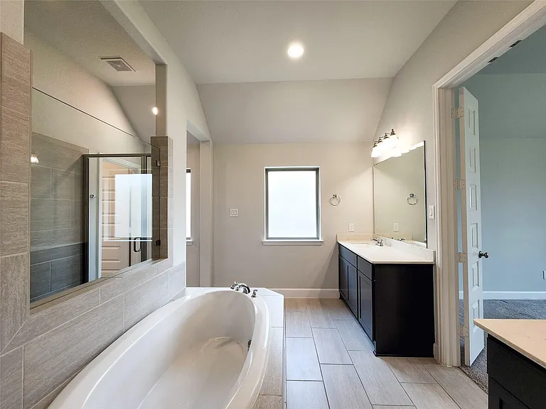 18935 Rosewood Terrace Dr — Photo 29