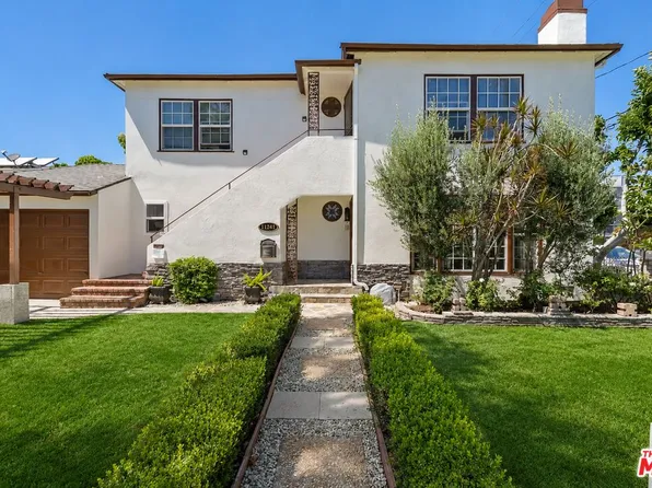 11241 Peach Grove St, North Hollywood, CA 91601