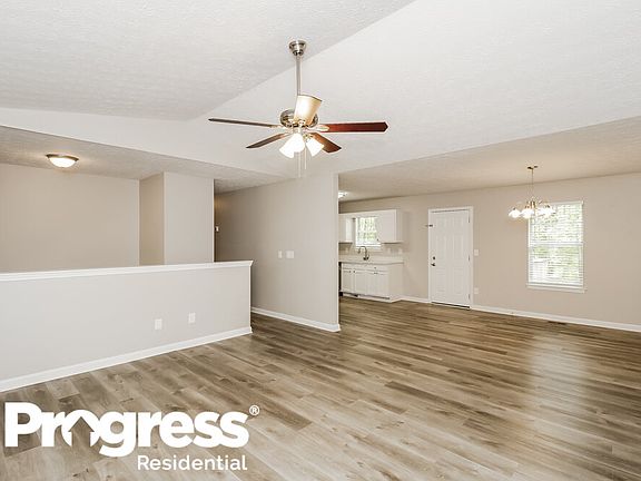 4th image of 7721 Oakvale Dr