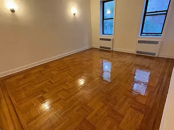 261 Lenox Road image 1 of 4