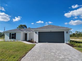 909 NW 30th St, Cape Coral, FL 33993
