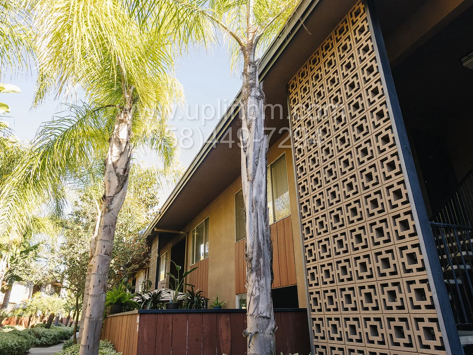 VILLA DEL CERRO — Photo 2