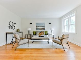 24 Dean Rd #3A, Brookline, MA 02445