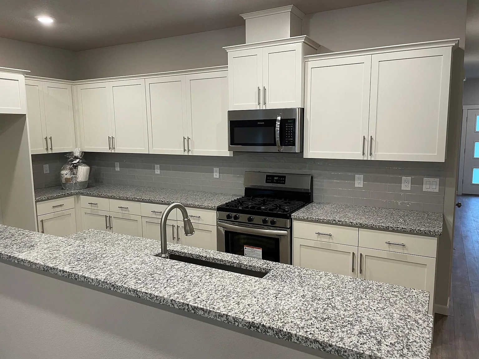 4249 S Waters Edge Way — Photo 4