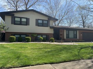 2312 Haverford Rd, Springfield, IL 62704