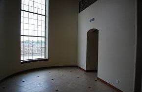 3rd image of 425 Country Oaks Dr