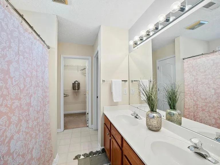 418 Bergen Ave — Photo 12
