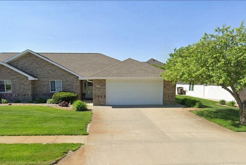 1st image of 2627 35th St