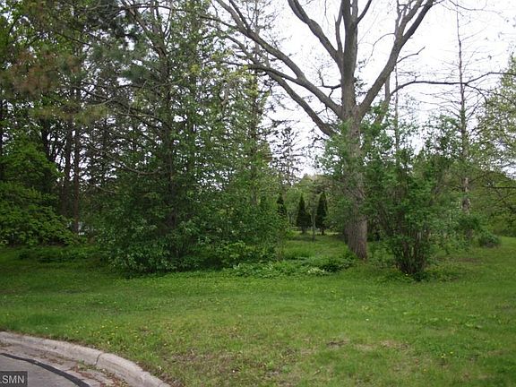 5th image of 348 Bryan Ave SW