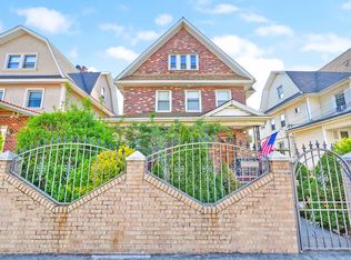 8752 114th St, Richmond Hill, NY 11418