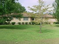 1st image of 419 Charles Dr