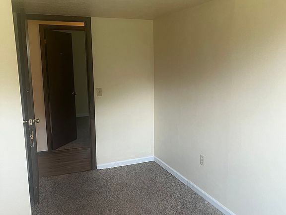 5th image of 2718 W Grandview Blvd