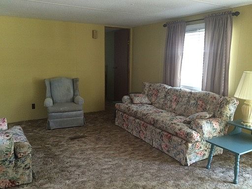 4th image of 202 NE 67th St