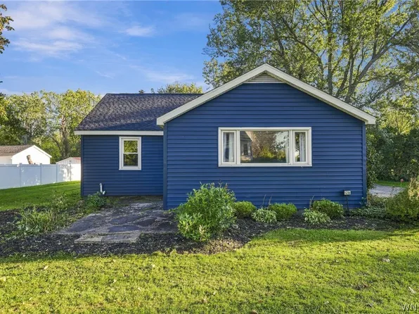 1286 Bloomingdale Rd, Basom, NY 14013