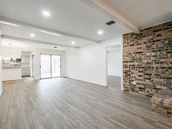 3rd image of 3311 Palm Desert Ln #B