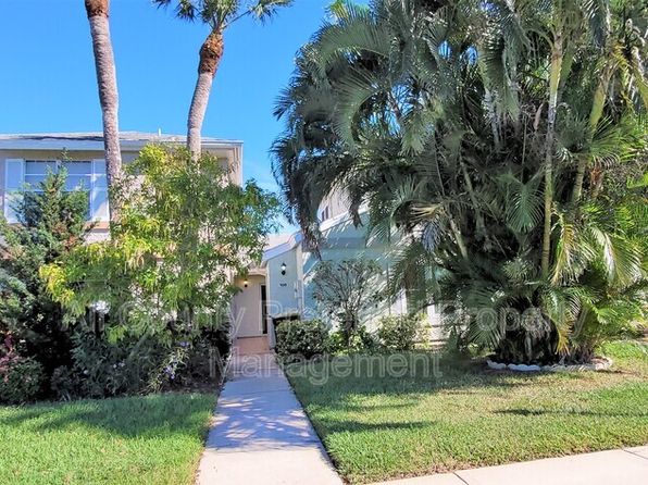 1485 Malibu Cir NE APT 109