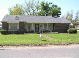 900 McLain St, Newport, AR 72112