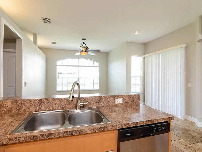 13240 Prince Cir — Photo 7