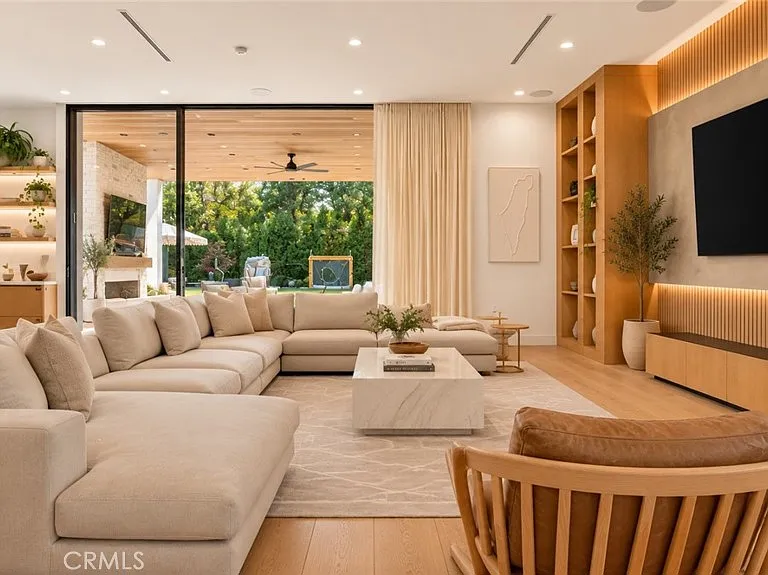 5050 Arundel Dr — Photo 11