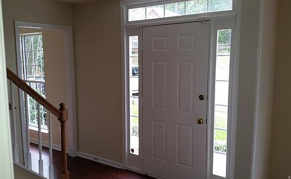 3rd image of 5205 Sylvan Ct