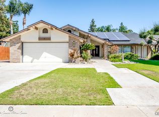 9500 Greenhaven Ct, Bakersfield, CA 93311