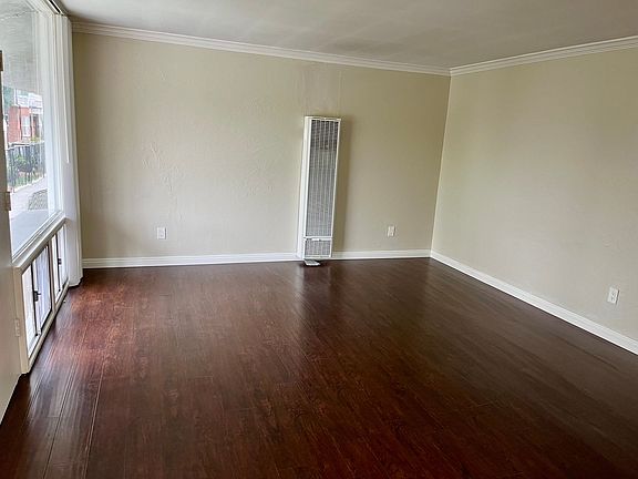 4th image of 3650 Florida St #E