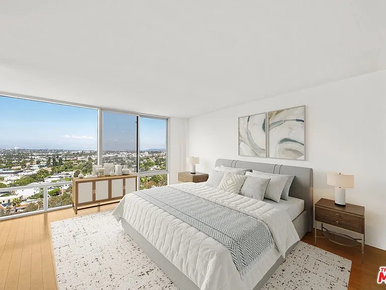 4316 Marina City Dr #1033 — Photo 16