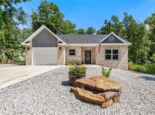 3 Kirkdouglas Ln, Bella Vista, AR 72715