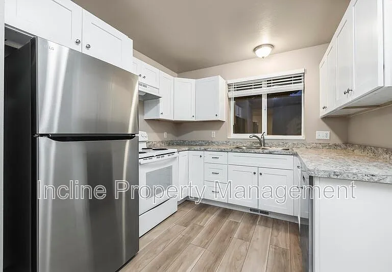 752 N 1060 W — Photo 2
