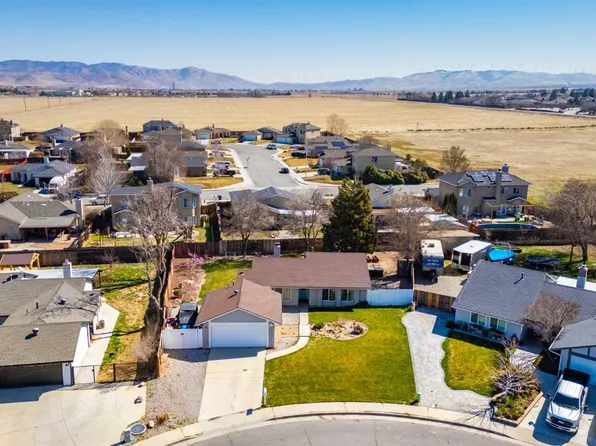1012 Cypress Way, Tehachapi, CA 93561