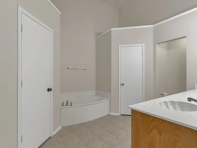 2140 Teal Ct — Photo 19