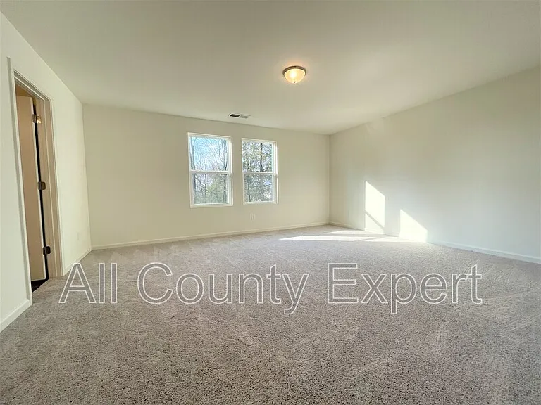 226 San Marino Way — Photo 10