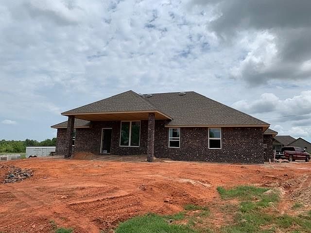 2nd image of 1376 County Road 2977
