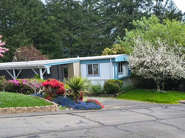 98825 Pleasant Hill Dr Space 15, Brookings, OR 97415