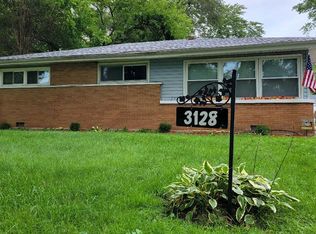 3128 Nottingham Ave, Markham, IL 60428