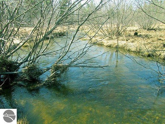 4th image of 40 67 Acres Buttermilk Ln